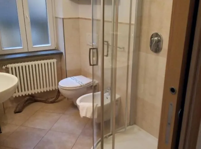 Dume Cosy - - Near The With A.c. דירה *