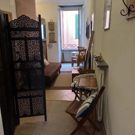 Dume Cosy - - Near The With A.c.